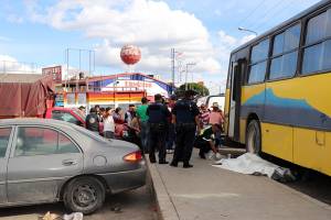 Mecánico muere aplastado por unidad de la Ruta Zacatelco en Puebla