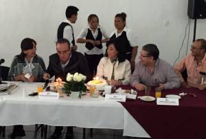 Sin Blanca Alcalá, priistas de Puebla se reparten el pastel del 2018