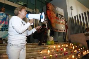 Se solidarizan con Marlen Guevara a un año de la desaparición de Paulina Camargo