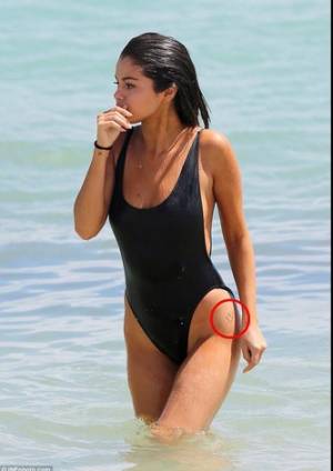 FOTOS: Selena Gomez presume nuevo tatuaje en la playa
