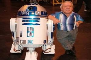 Star Wars: Murió Kenny Baker, dio vida a R2-D2