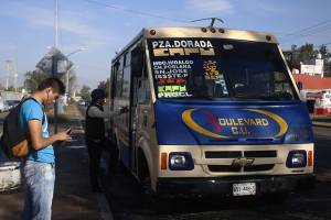 Poblanos rechazan aumento de 2 pesos al transporte público