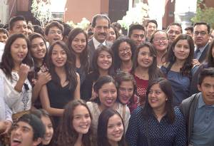 La &quot;Emiliano Zapata&quot; de la BUAP, entre las 70 mejores preparatorias del país