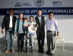 Ayuntamiento de Puebla continúa la entrega de apoyos invernales