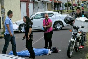 Matan a balazos a moto repartidor en San Manuel, hay tres detenidos