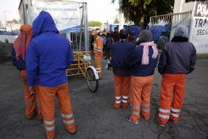 Trabajadores de Limpia en Puebla exigen salida del líder sindical