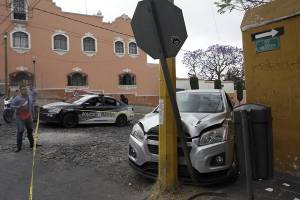 VIDEO Y FOTOS: Ejecutan a automovilista en Xonaca y atropella a tres niñas
