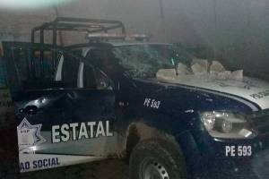 Huachigaseros apedrearon patrullas de la SSP Puebla en Hueyapan