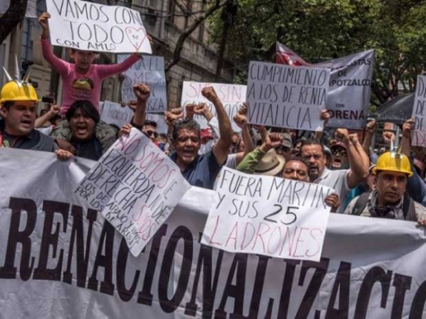 Ex trabajadores de Luz y Fuerza piden a AMLO esclarecer contratos y pensiones