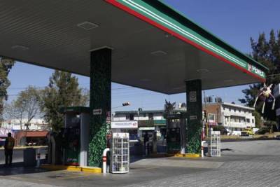 Pemex rescinde contrato con siete gasolineras del “Triángulo rojo”