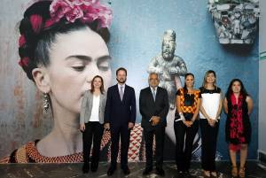 Luis Banck inaugura exposición “Frida Kahlo a través de la lente de Nickolas Muray”