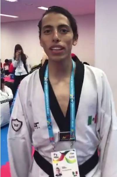 México aseguró medalla en Mundial de TKD con Carlos Navarro