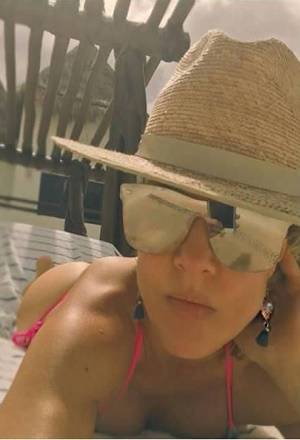 Fey encendió Instagram en sensual bikini