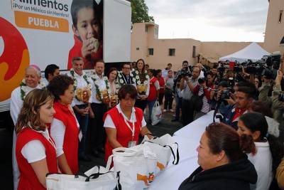 #PueblaComparte alimentos para 160 mil habitantes de la capital
