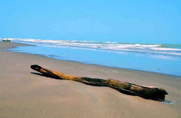 Costa Esmeralda, encanto y mar al norte de Veracruz