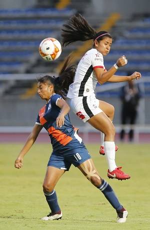 Puebla Femenil derrotó 2-0 a Lobos BUAP