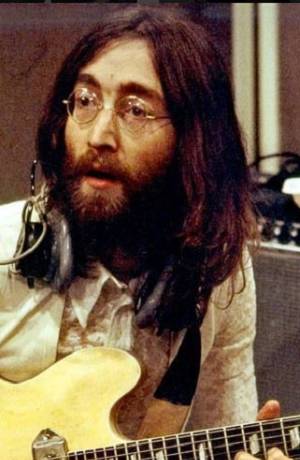 VIDEO: Difunden imágenes inéditas de John Lennon y George Harrison