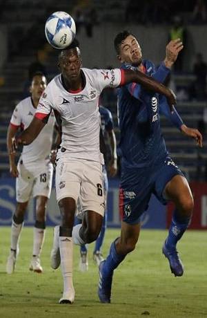 Lobos BUAP regaló victoria a Monterrey 2-1 en tiempo de compensación