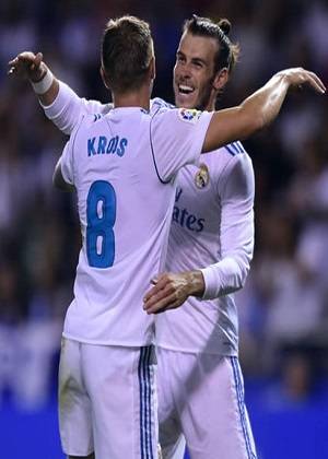 Real Madrid goleó 3-0 al Deportivo La Coruña