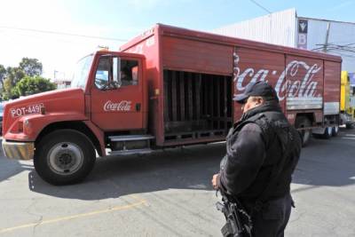 Detienen a tres asaltantes de camión de Coca Cola en el Mercado Morelos