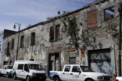 Suman 20 derrumbes en casonas abandonadas de Puebla por lluvias