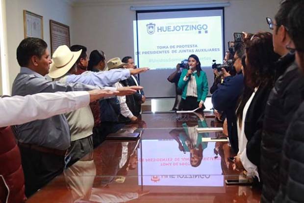 Presidentes de juntas auxiliares de Huejotzingo asumen el cargo