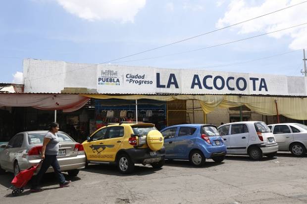 Amantes de lo ajeno saquearon locales del mercado La Acocota