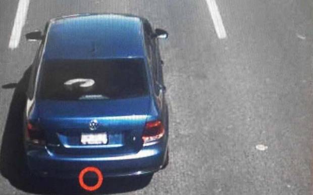 Ladrones de joyería de Parque Puebla escaparon en auto con placas de Nuevo León