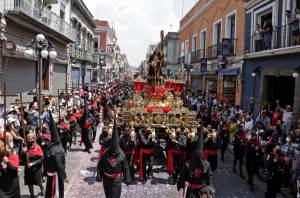 VIDEO. Así fue la procesión de Viernes Santo en Puebla