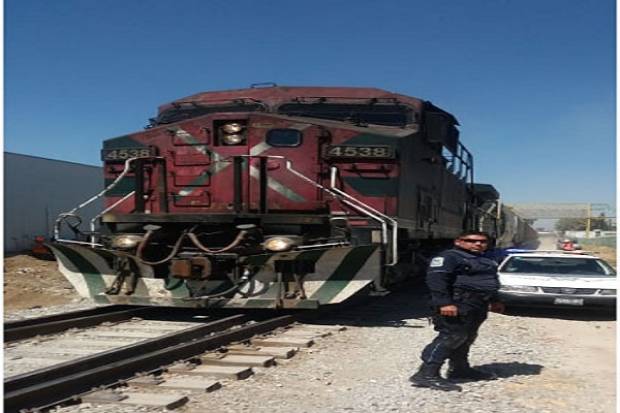 Policía Auxiliar frustró saqueo a tren en San Pablo Xochimehuacán