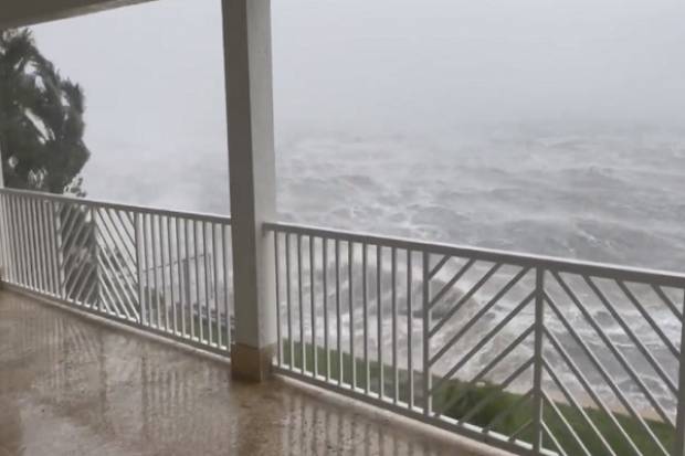 Huracán Ian alcanza categoría 4 y se acerca a Florida