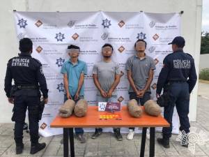Policía Estatal detiene narcomenudistas en Izúcar de Matamoros