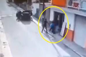 VIDEO: Así mataron a un hombre que escapaba de &quot;levantón&quot; en Tehuacán