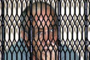 Tribunal revoca sentencia de 112 años de prisión al pederasta Succar Kuri