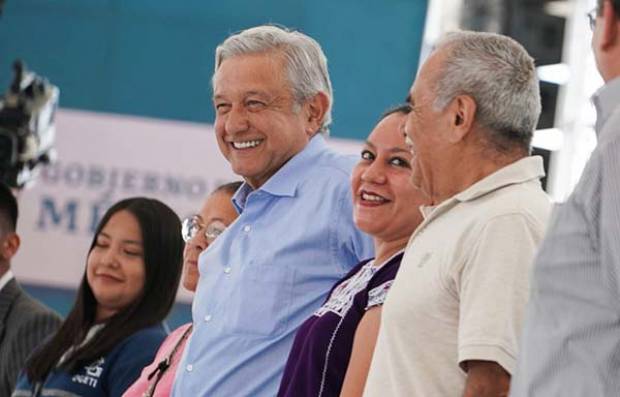 Gobernador de Aguascalientes no fue a evento de AMLO pero también lo abuchearon