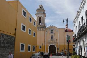 Gobierno de Puebla denuncia por robo y daño en ex hospital San Roque; revisará comodato