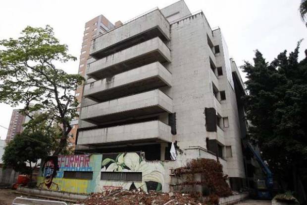 Edificio emblema del narco Pablo Escobar, será demolido