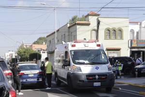 Dos ciclistas son atropellados en la colonia El Carmen por unidad de la Ruta 4