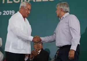López Obrador reconoció labor de conciliación del gobernador Pacheco Pulido