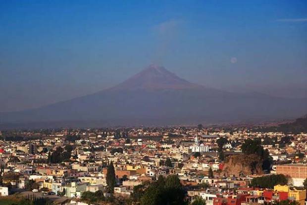 Gobierno de Puebla tiene listos 205 albergues en caso de contingencia del Popocatépetl