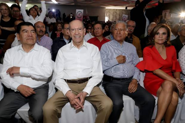 Reaparece Mario Marín en campaña para gubernatura de Puebla