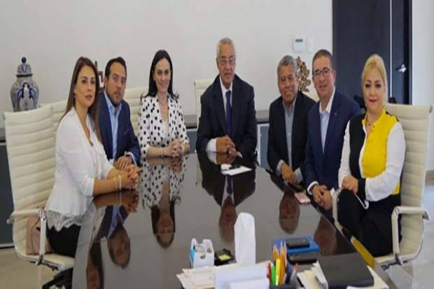 Diputados del PAN y el gobernador Pacheco Pulido acuerdan trabajo coordinado