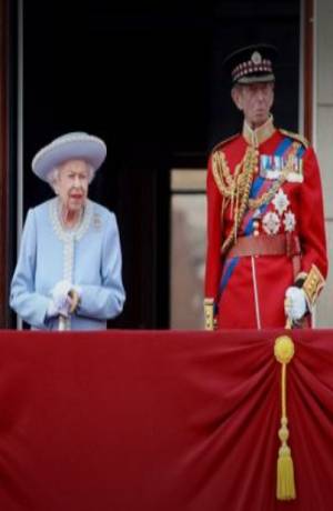 Famosos se despiden de la Reina Isabel II; Elton, McCartney, Rowling y más