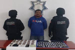 Cayó sujeto con más de 100 dosis de droga en Arboledas de Loma Bella