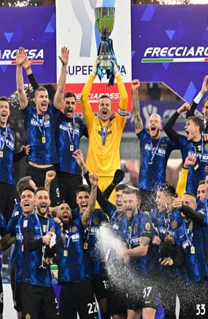 Inter de Milán es campeón de la Supercopa Italiana