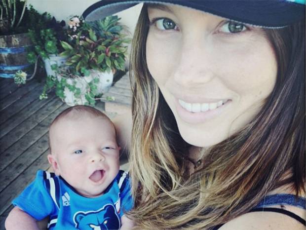 Justin Timberlake y Jessica Biel presentan a su hijo Silas