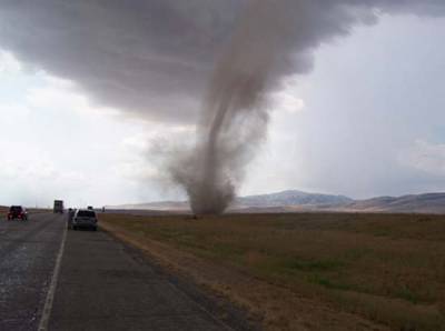 Conagua advierte clima propicio para torbellinos en Puebla