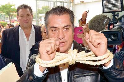 “El Bronco” anima a los poblanos a buscar gobiernos independientes