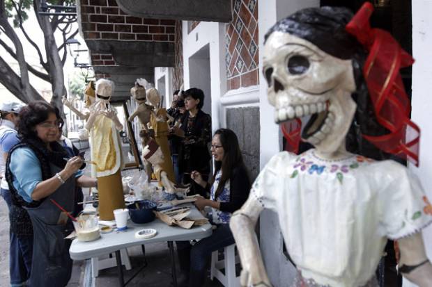 Cuatro mil calaveras desfilarán en Puebla este 2 de noviembre