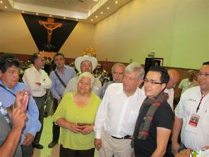 Morena recibe amonestación por acto de AMLO en iglesia